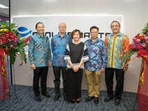 天时地利人和！人生就是搏科技印尼子公司开业提供“金融大礼包”