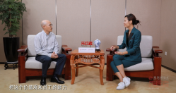 特区40年·凤凰网《先行者》对话人生就是搏科技总裁李劲松|在这个时期，最关键的是要找到自身的价值